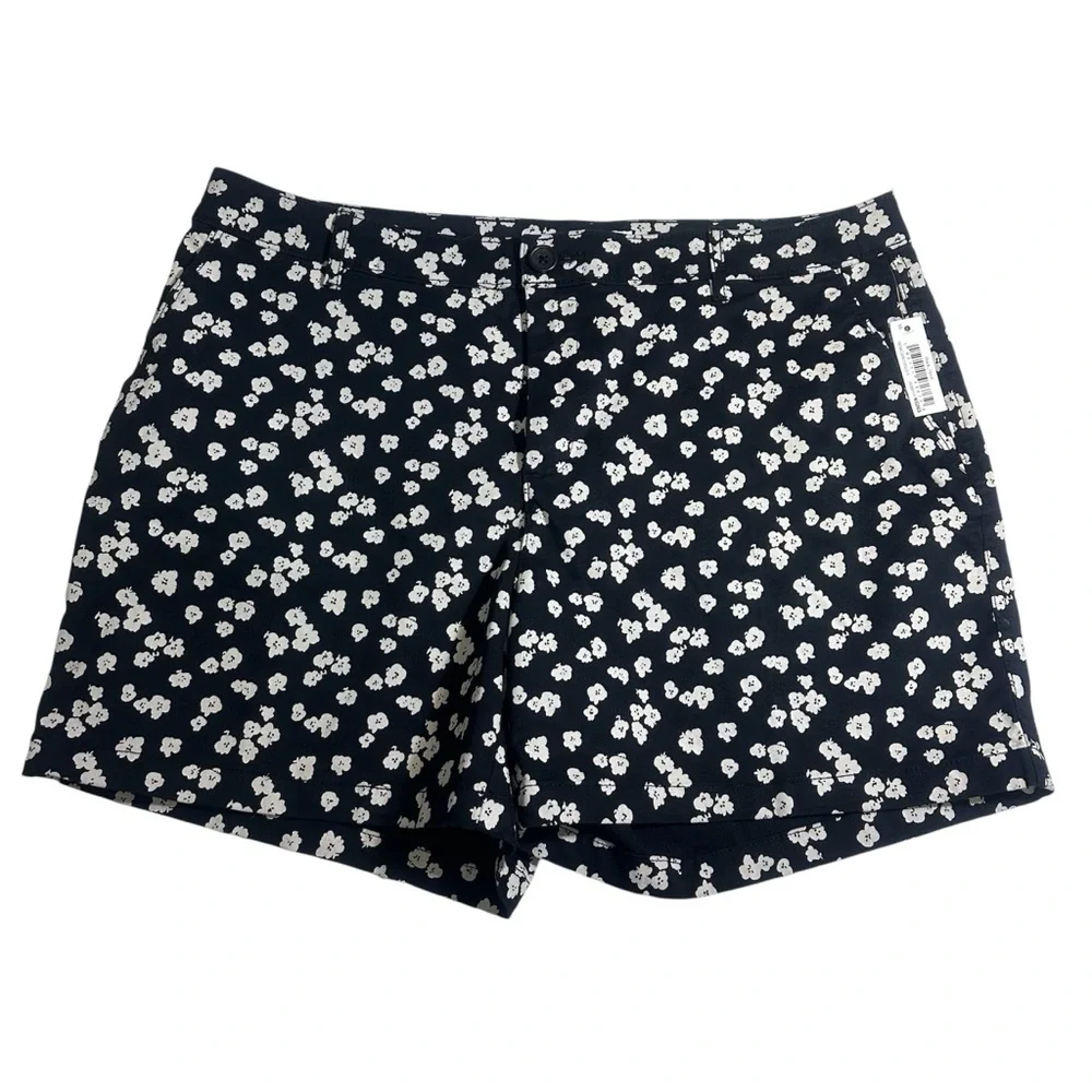 Amazon Essentials NWT black floral shorts women’s 16